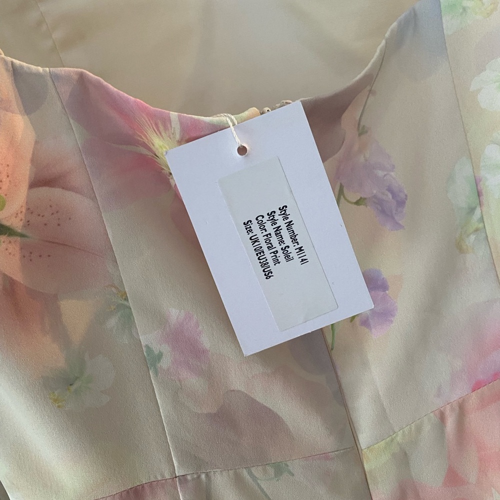 Occasion dress by boutique in London called Jarlo . Paid 180 ,open to offers
